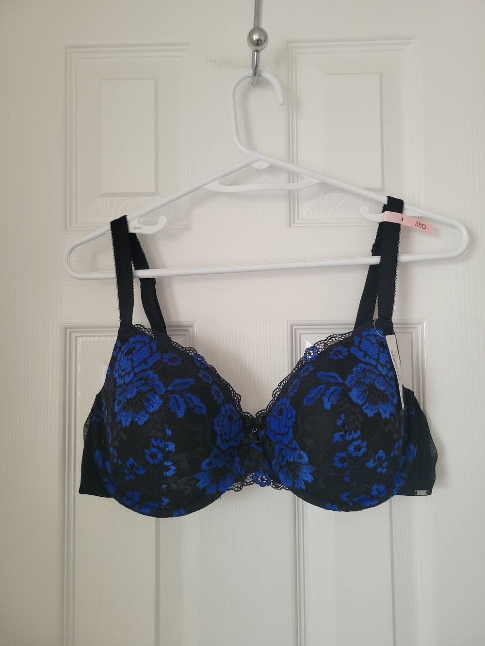 Brand New La Vie En Rose Black Bra with Royal Blue Floral Lace Bra Size 38D